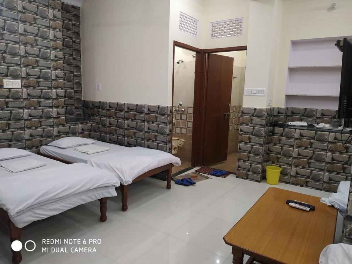 Boby Home Stay "Boby Mansion" ชัยปุระ ภายนอก รูปภาพ