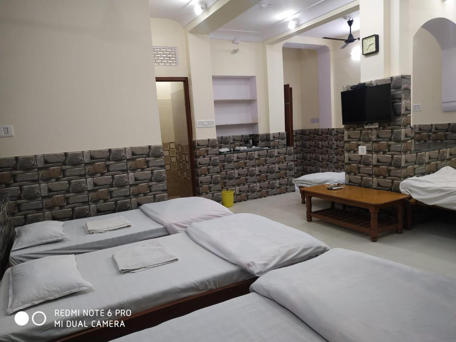 Boby Home Stay "Boby Mansion" ชัยปุระ ภายนอก รูปภาพ